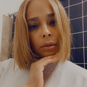 Meet your Posher, Glenis